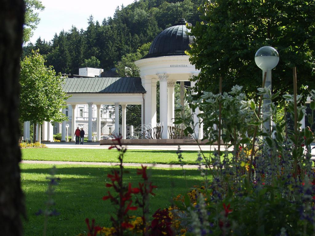 Apartma La Provence Mariánské Lázně Екстериор снимка