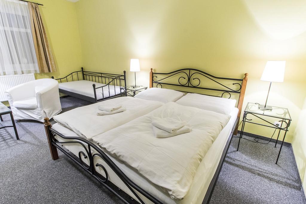 Apartma La Provence Mariánské Lázně Екстериор снимка