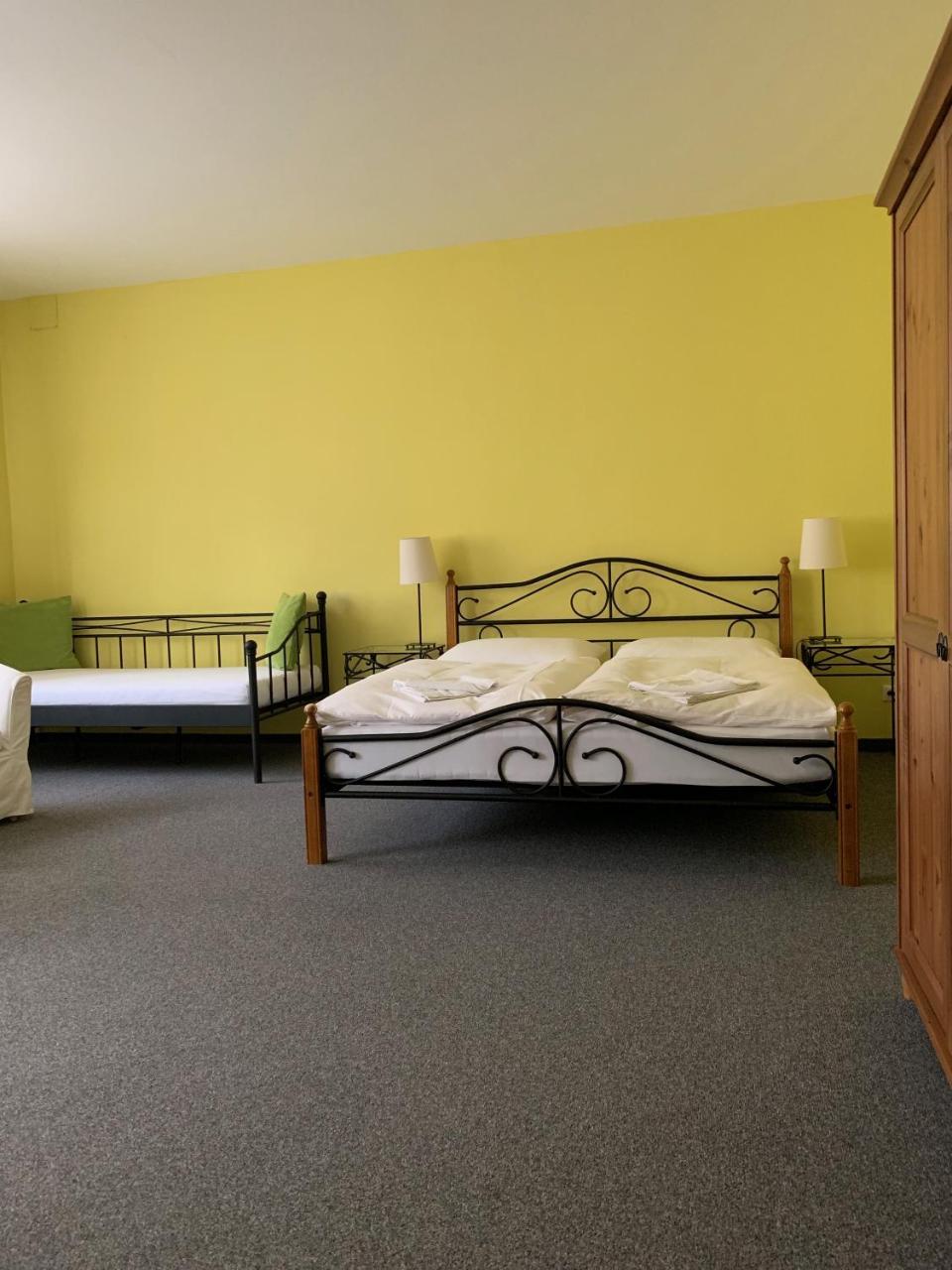 Apartma La Provence Mariánské Lázně Екстериор снимка
