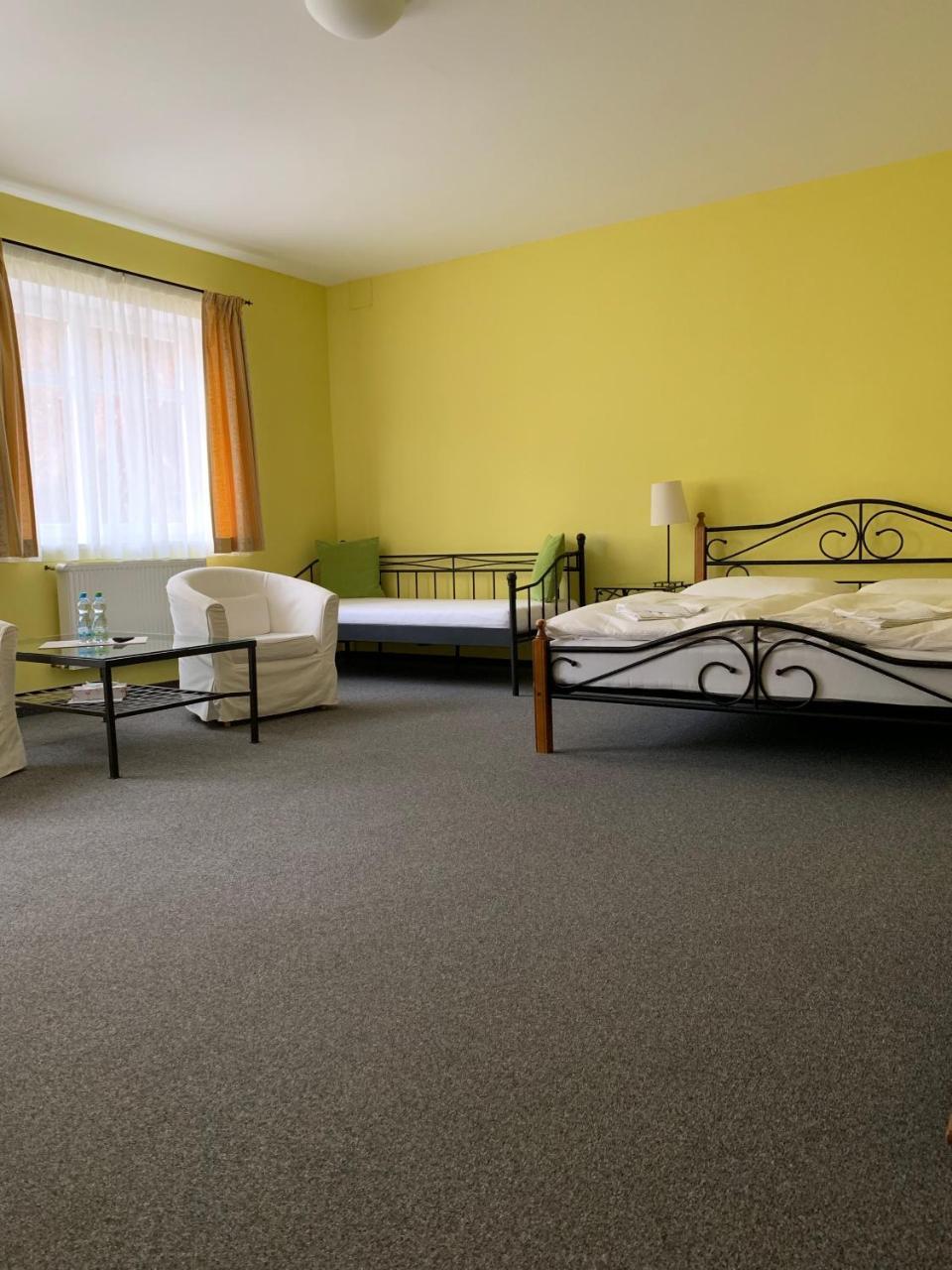 Apartma La Provence Mariánské Lázně Екстериор снимка